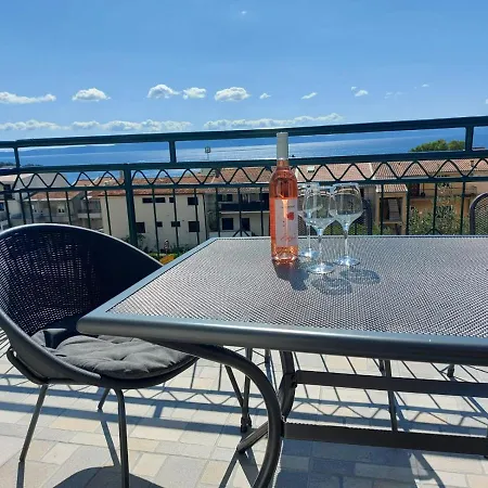 Jana Apartamento *