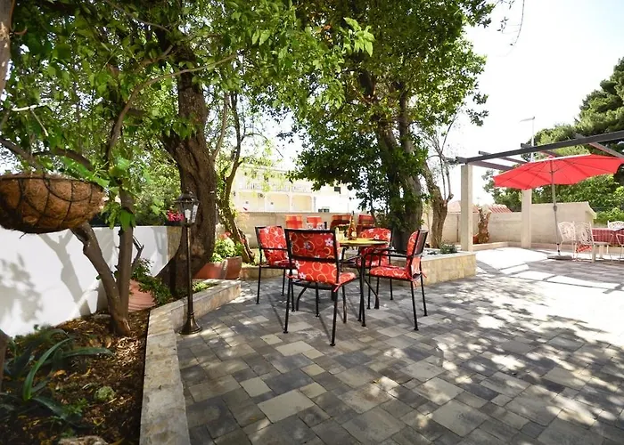 Jana شقة ماكارسكا